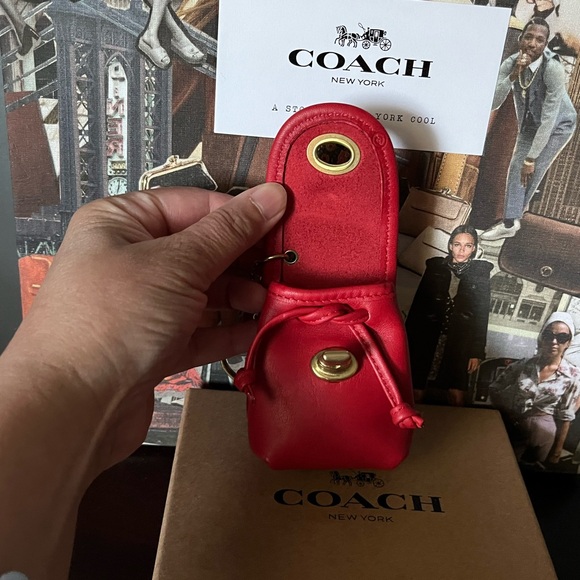 COACH VINTAGE RED LEATHER TURNLOCK DAYPACK MINI BAG CHARM KEY RING - Picture 10 of 10